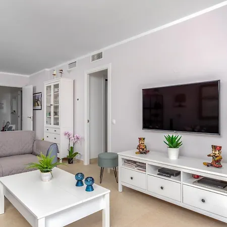 Apartment Family Near Aquamijas Ref 68 Fuengirola